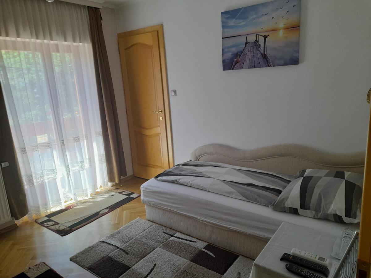 Aranyeso Vendeghaz Csorbai Hotel Budapest Luaran gambar